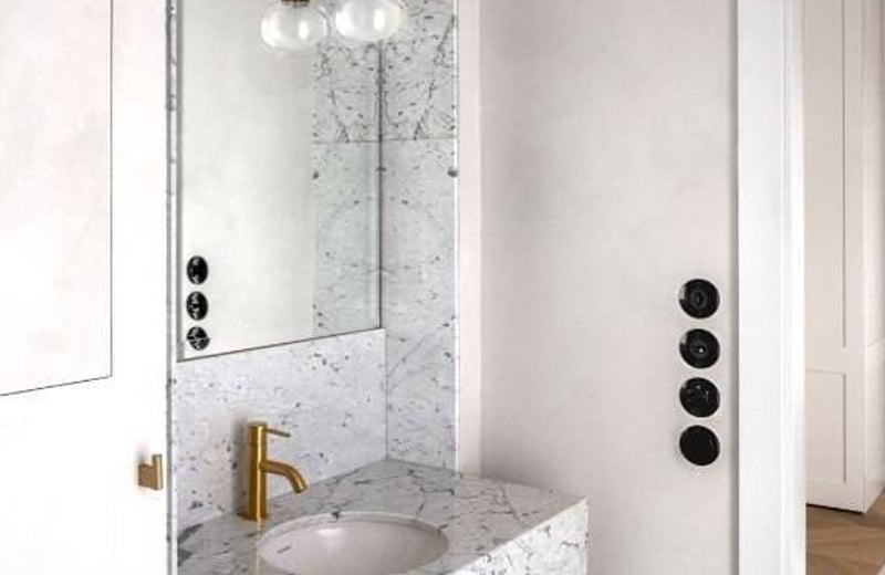 Alquiler de un amplio apartamento de 3 habitaciones, 117 m², distrito Śródmieście, Varsovia, Polonia